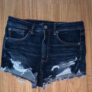 American eagle shorts. Size 6. New without tags.
